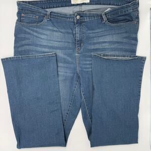 Signature Levi Strauss women’s Mid-Rise Bootcut Jeans 37x34 – True Fit 44x33